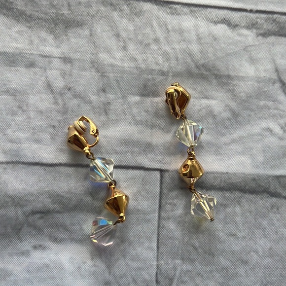 Swarovski Vintage aurora Borealis dangling Clip on earrings - Picture 4 of 5